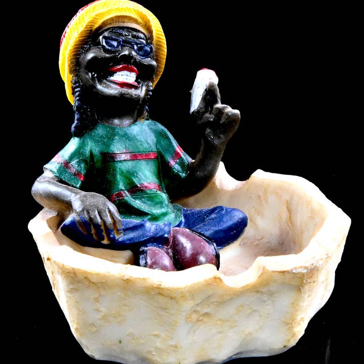 SPS Wholesale Inc - Wholesale Ashtray - 4″ Rasta Resin Ashtray, Assorted Designs - M0425