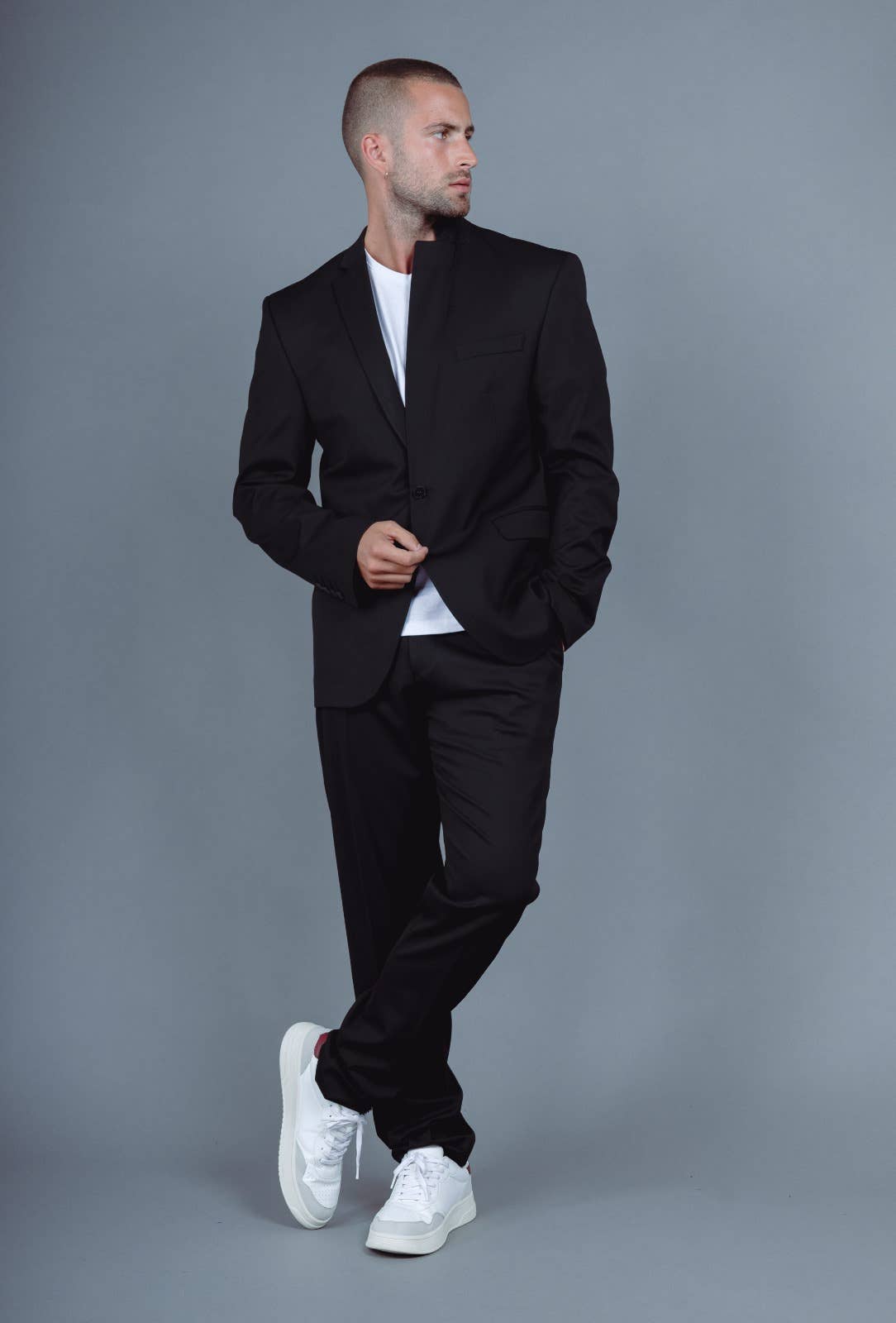 MACKTEN - Wholesale Suit Set - Men's - Black men's suit1