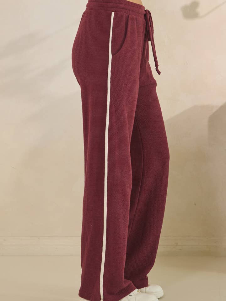 Tres Bien, Inc - Wholesale Pants - Women's - CONTRAST LINE ON THE SIDE CLOUDY KNIT STRAIGHT BOTTOMS1