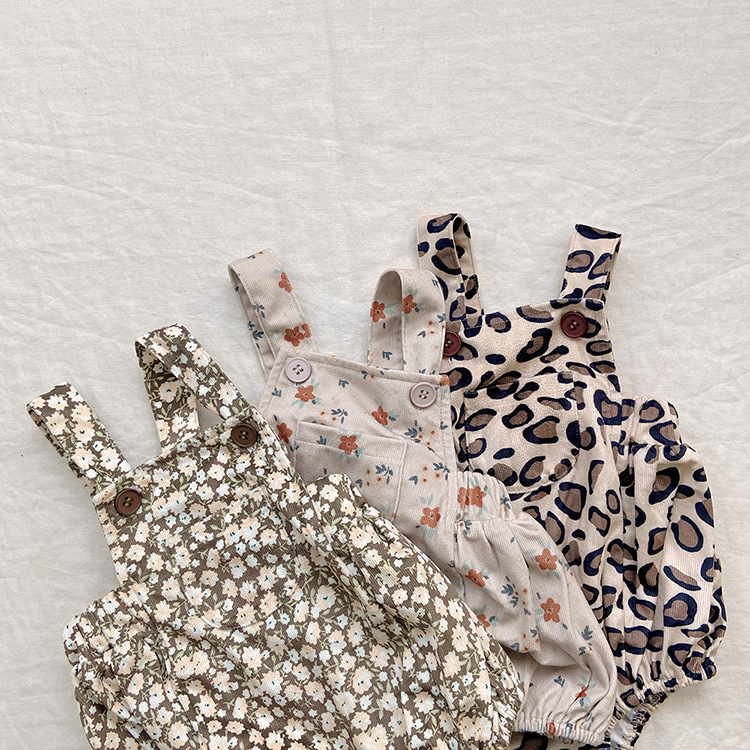 Annie & Charles – Großhandel Body (ohne Füße) – Baby – Annie & Charles® GINNY bodysuit with bib0