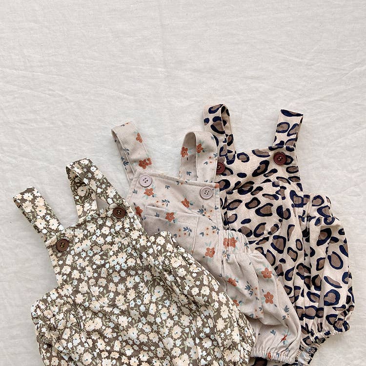 Annie & Charles – Großhandel Body (ohne Füße) – Baby – Annie & Charles® GINNY bodysuit with bib