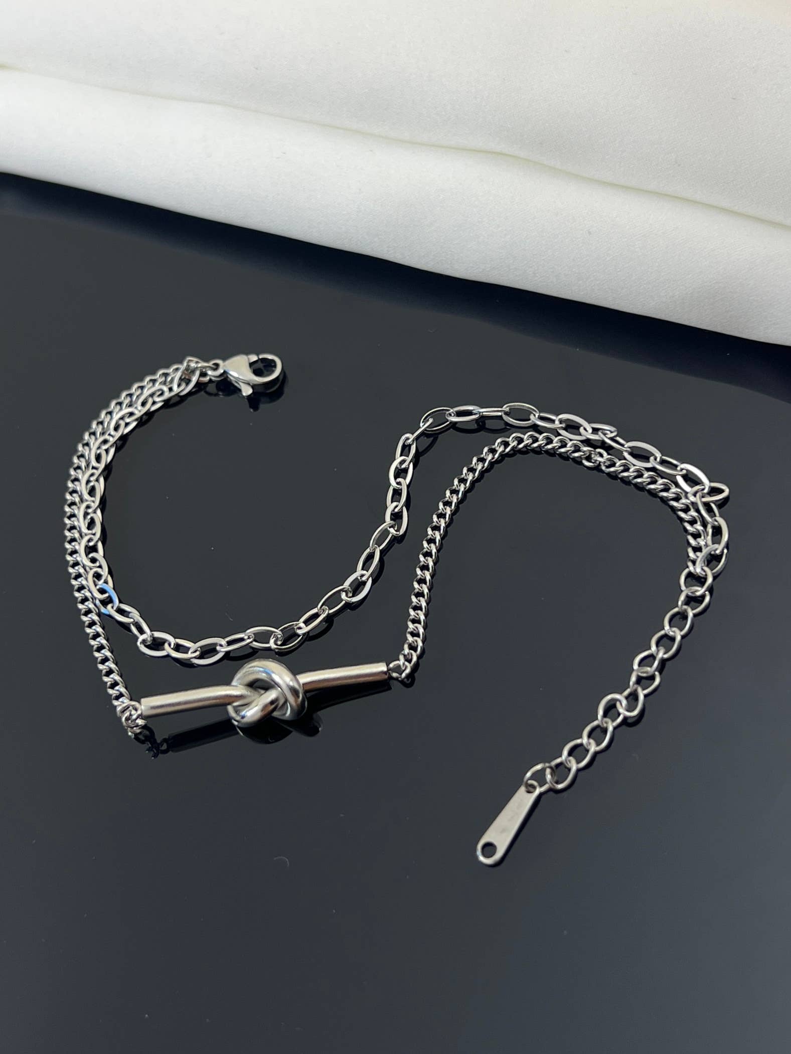 COSMOS - Wholesale Link & Chain Bracelet - Double wrap knot bracelet in stainless steel2
