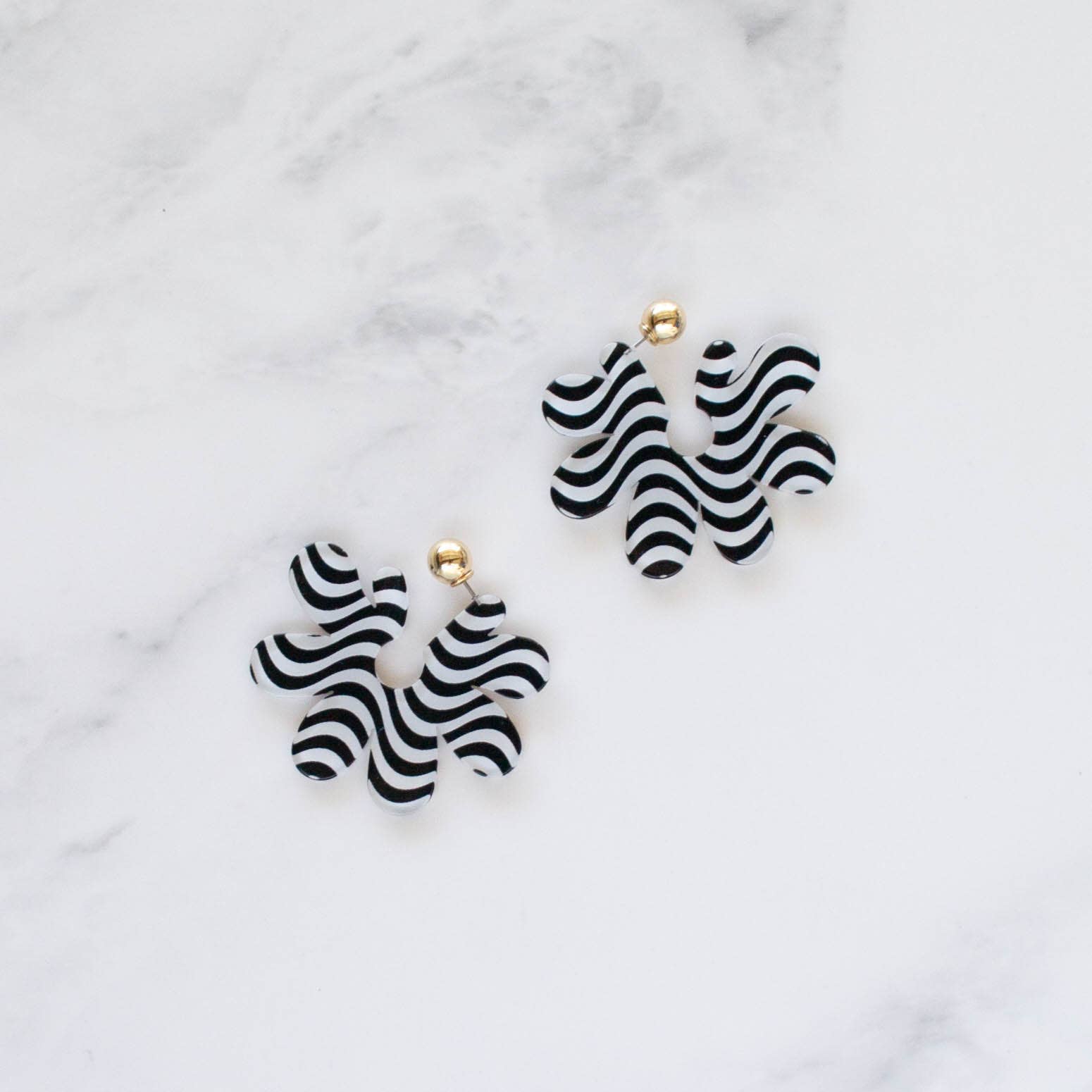 Tiepology - Venta al por mayor Pendientes de botón/aretes de poste - Pendientes de poste de ola de flores grandes13