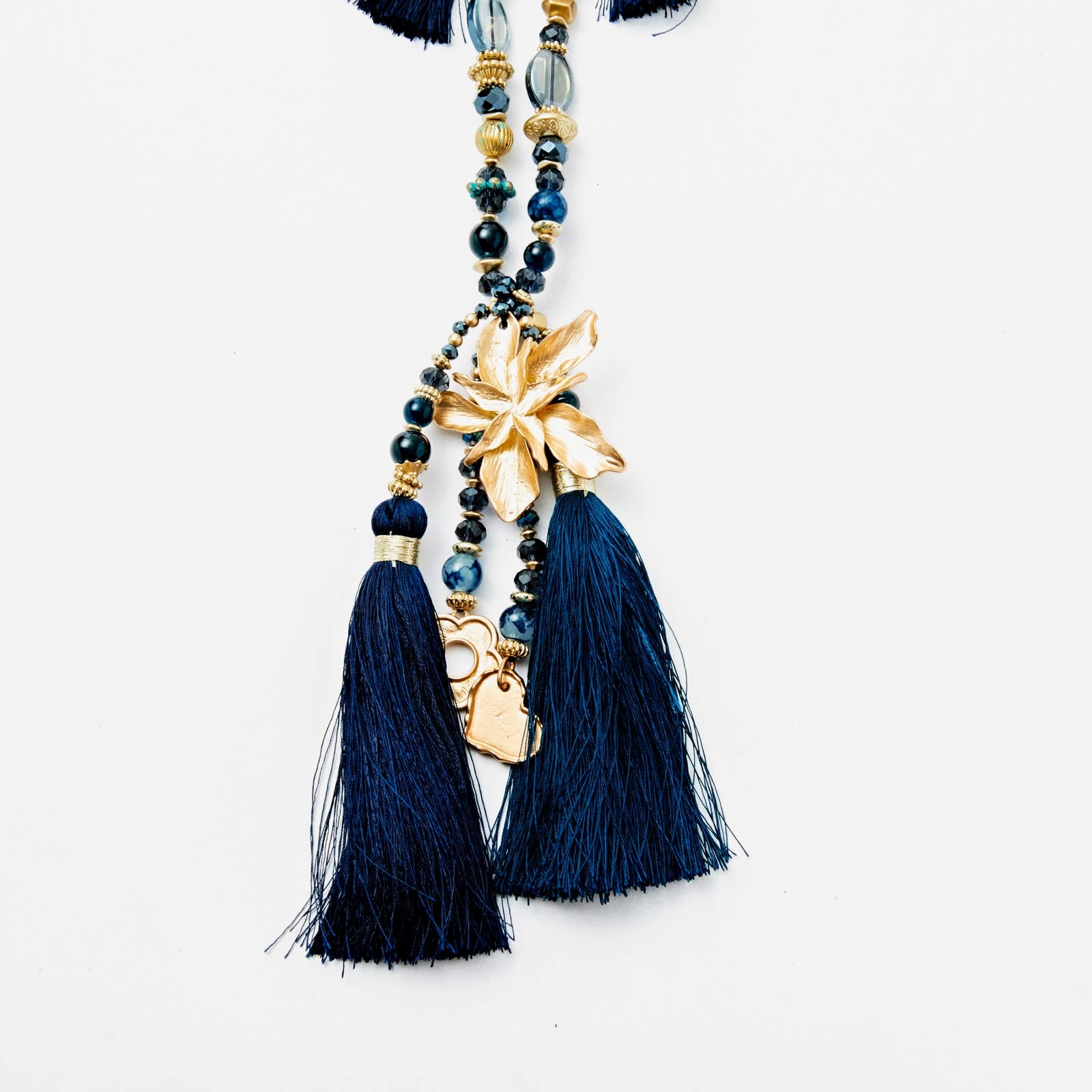 Lovelika – wholesale Y-neck/lariat necklace – Resin long necklace - Chloe5