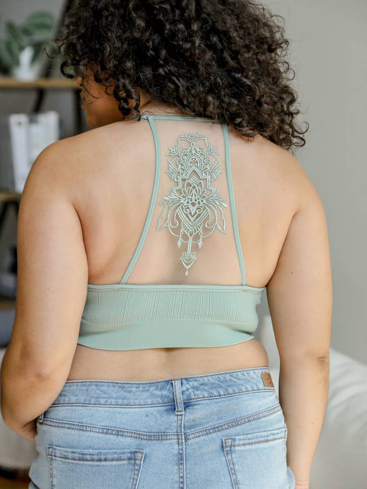 Leto Accessories - Vendita all'ingrosso Bralette - Donna - Tatuaggio Tatuaggio Maglia Racerback Bralette7