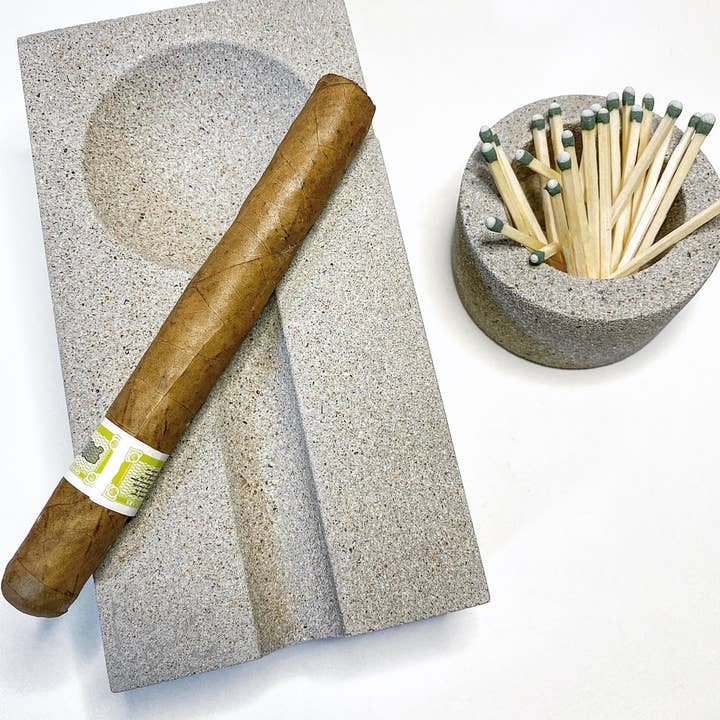 NATURAL BY HAGELSIEB - Wholesale Ashtray - CONCRETE CIGAR ASHTRAY