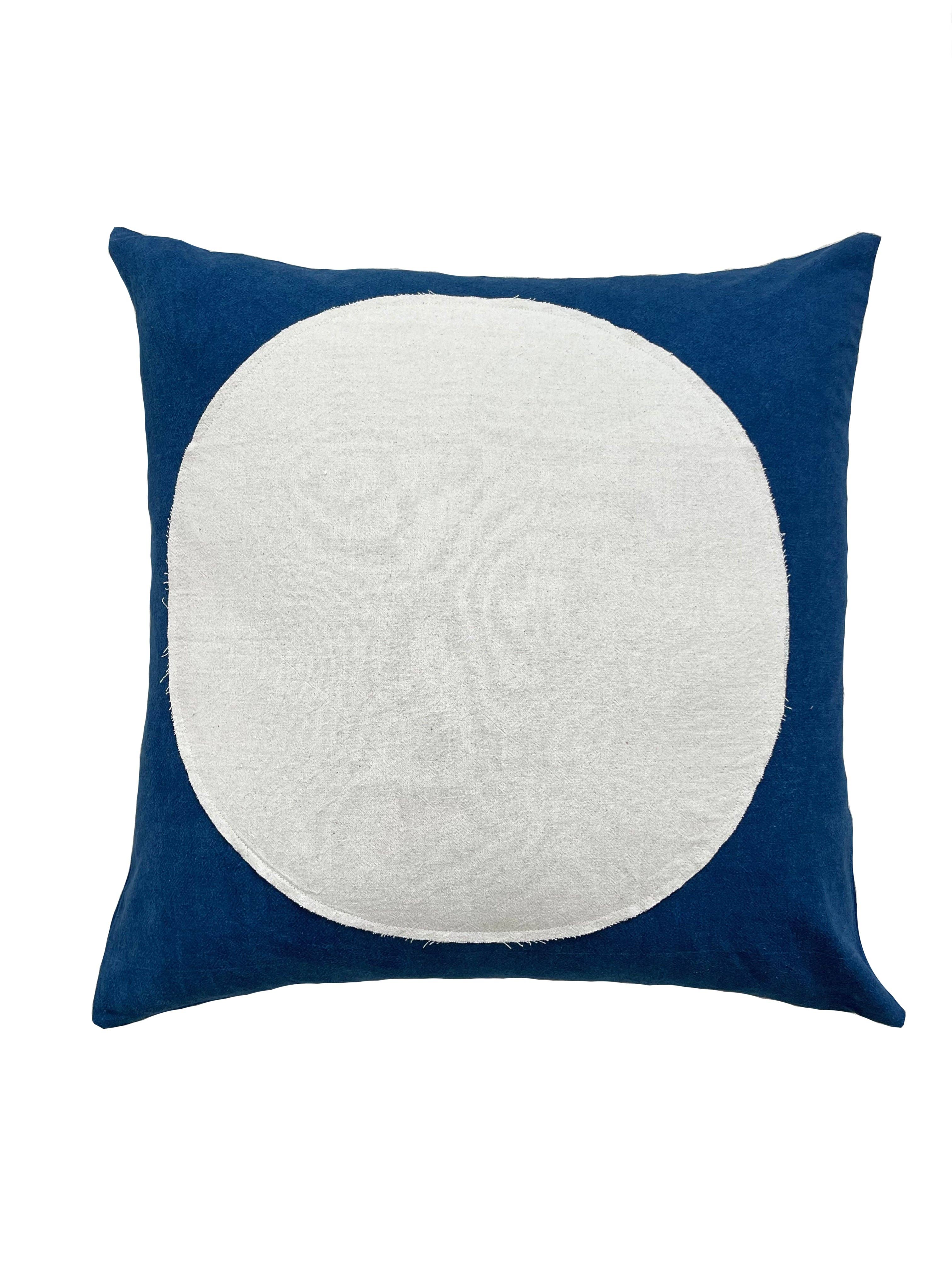 Happy French Gang - Wholesale Throw/Decorative Pillow - White Moon & indigo Pillow 18x18in0
