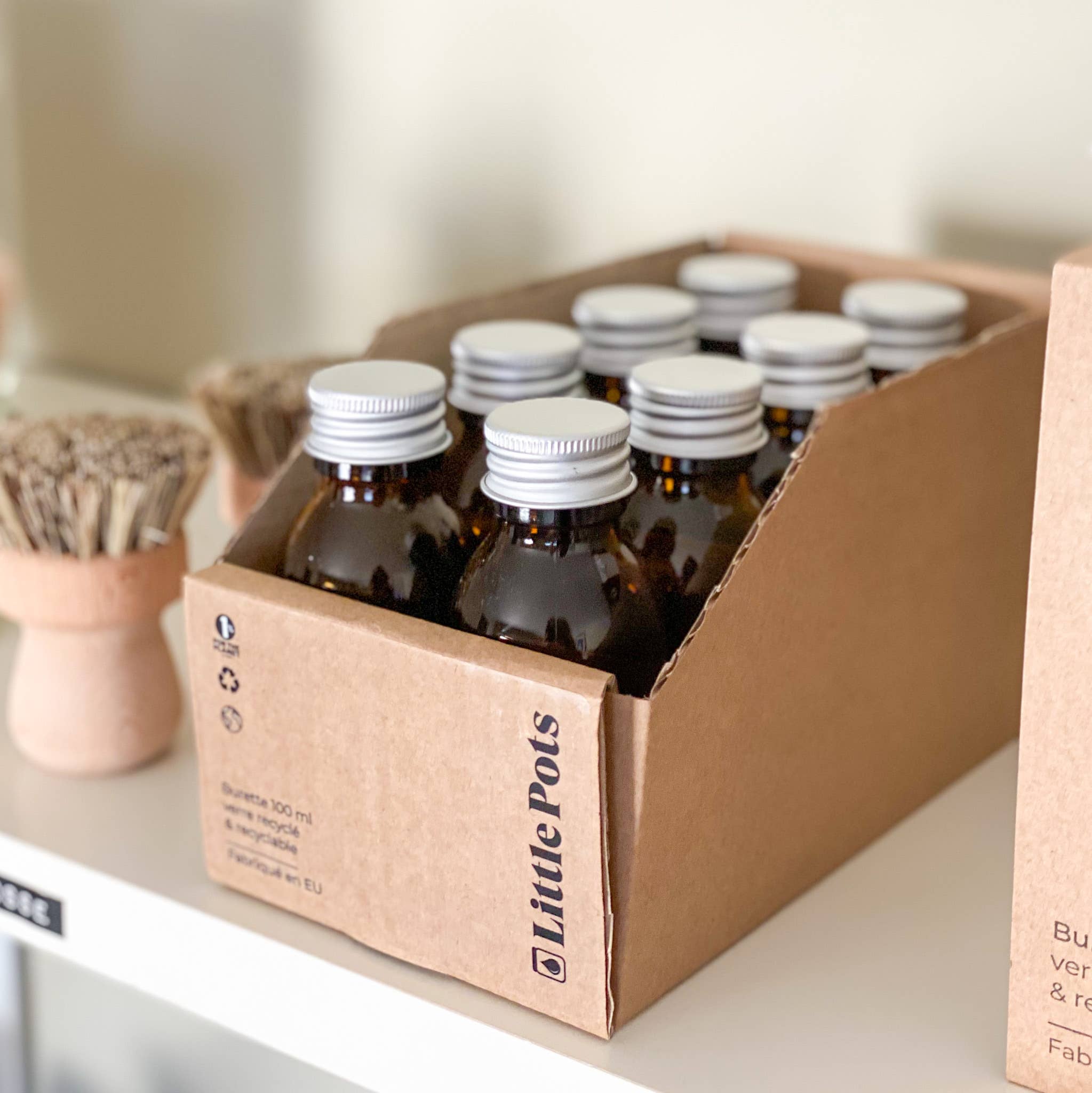 Little Pots - Vendita all'ingrosso Dispenser olio/aceto - Bottiglia ricaricabile in vetro ambra riciclato con tappo in alluminio4