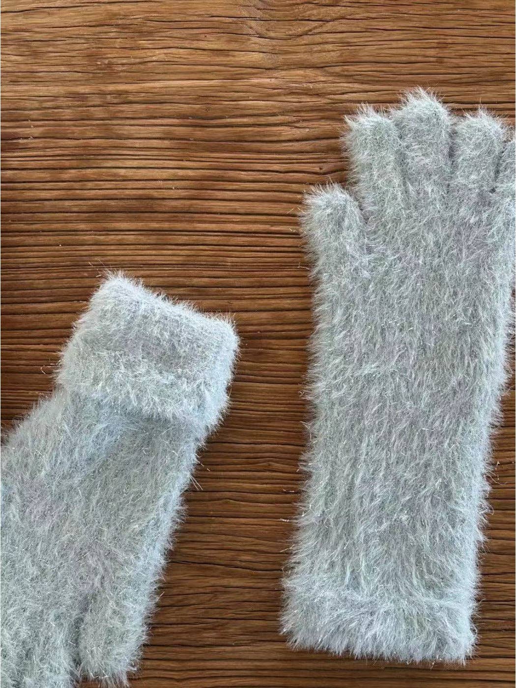 Funkyrel® Atzbranding Limited - Wholesale Gloves - Women's - Gloving - Sparkly Fingerless Gloves with Letter Patches & Touchscreen13