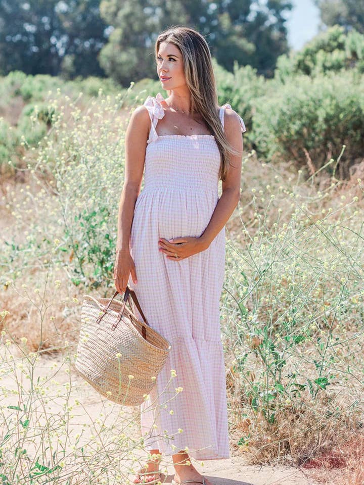 LIV Maternity - Vente Robe - Robe longue en seersucker rose0