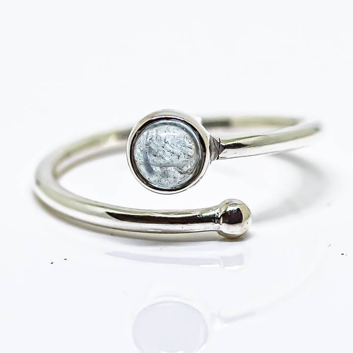 Quasar Gems USA – wholesale Solitairering – Justerbar ring med ädelstenen akvamarin i sterlingsilver 9250
