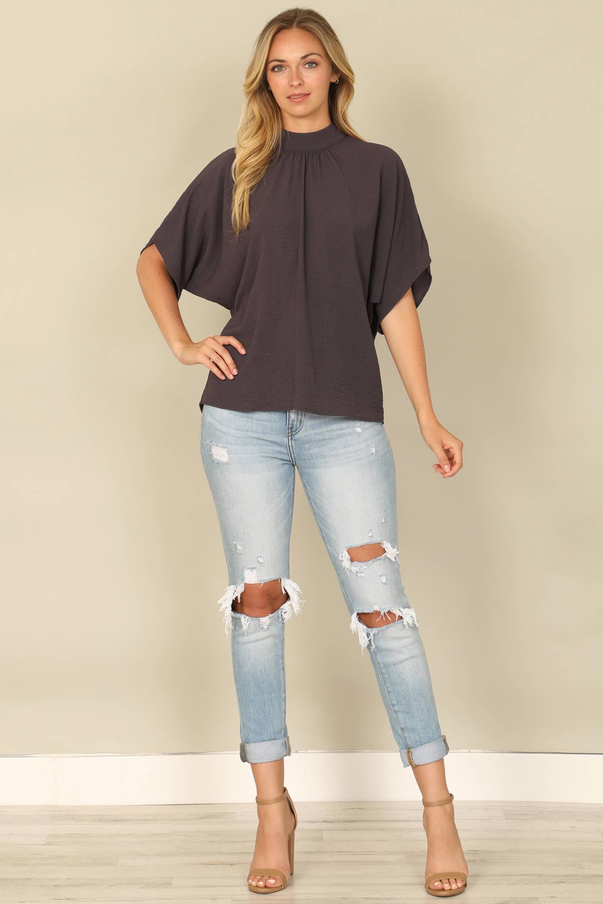 You & Me – Großhandel Bluse – Damen – YMT20083V-SOLID RÜCKENBAND DOLMAN-ÄRMEL HOCHHALS-TOP7