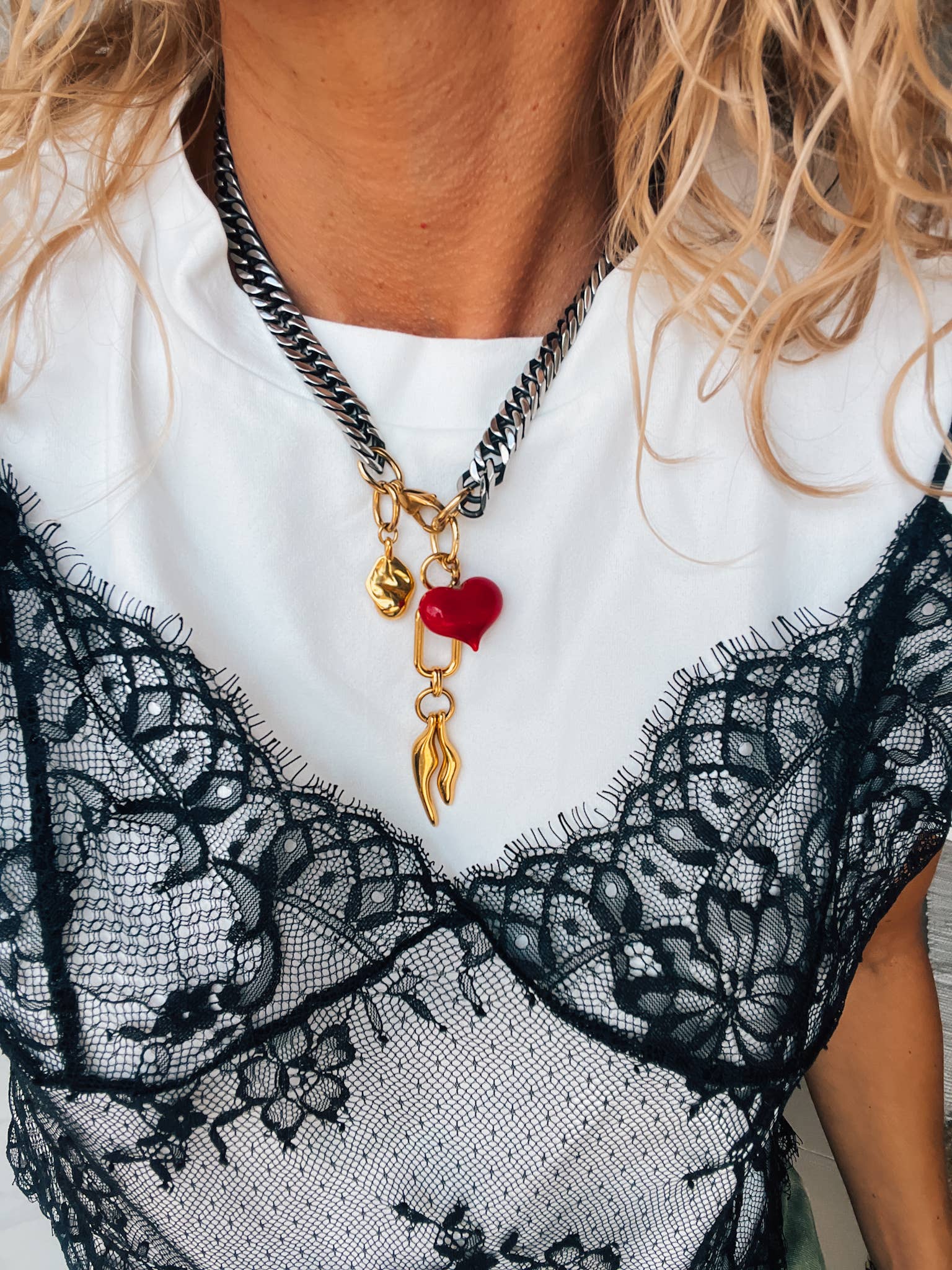 Goupi - Wholesale Link & Chain Necklace - Rock chain necklace with fishbone black chain and red heart5