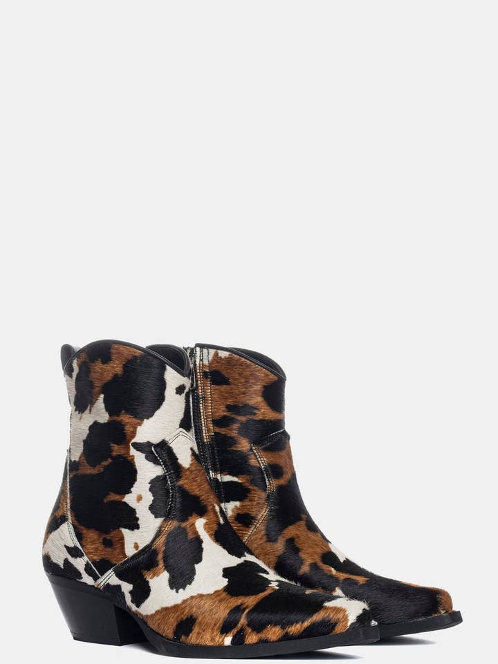 METISSE - Wholesale Boots – Women’s - Cowhide Texan ankle boots DX3801