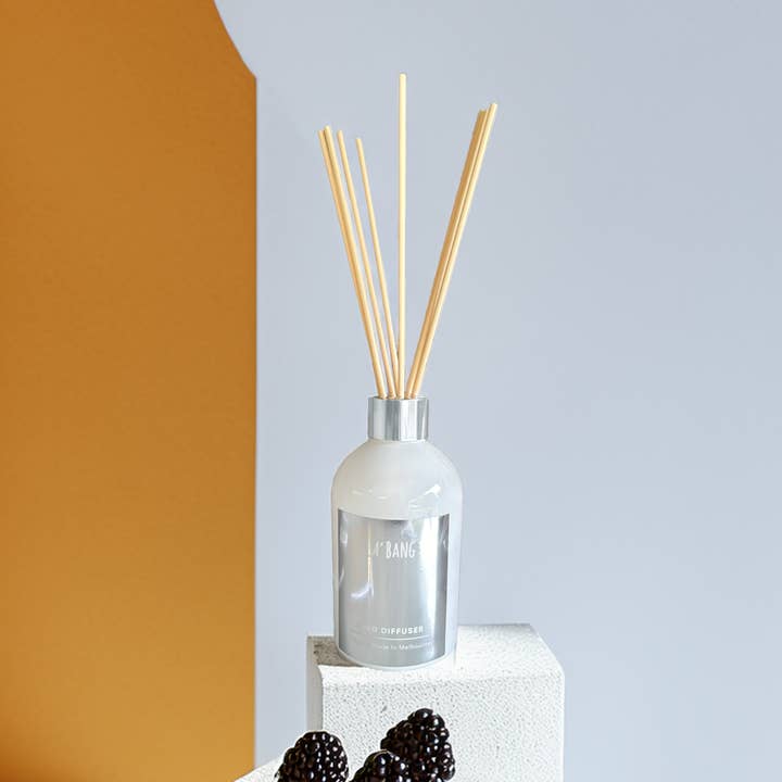 Reed diffuser - Black raspberry & vanilla - Limited edition 200ml for wholesale by La'Bang Body
