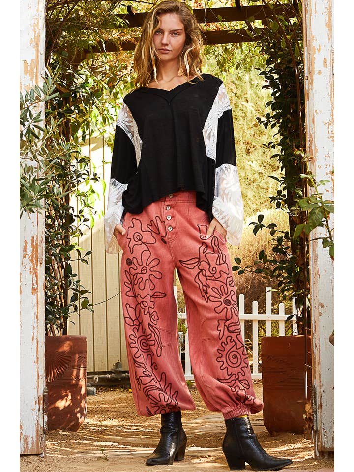 Pol Clothing - Wholesale Pants - Women's - Floral embroidered pattern solid twill pants6