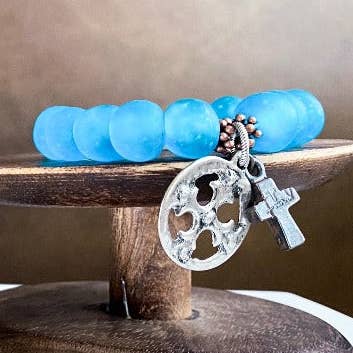 PAIX pour la vente par FOUND by Lori Dreaden