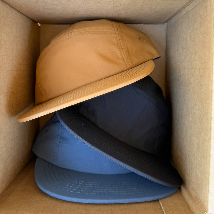 RAD RIVER CO. - Wholesale Flat-brimmed cap – Unisex - Five-Panel Blanks