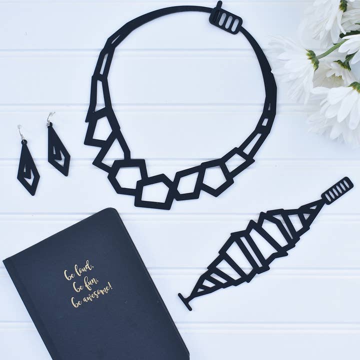 APARA Jewelry - Wholesale Dangle Earrings - Trendy Earrings5