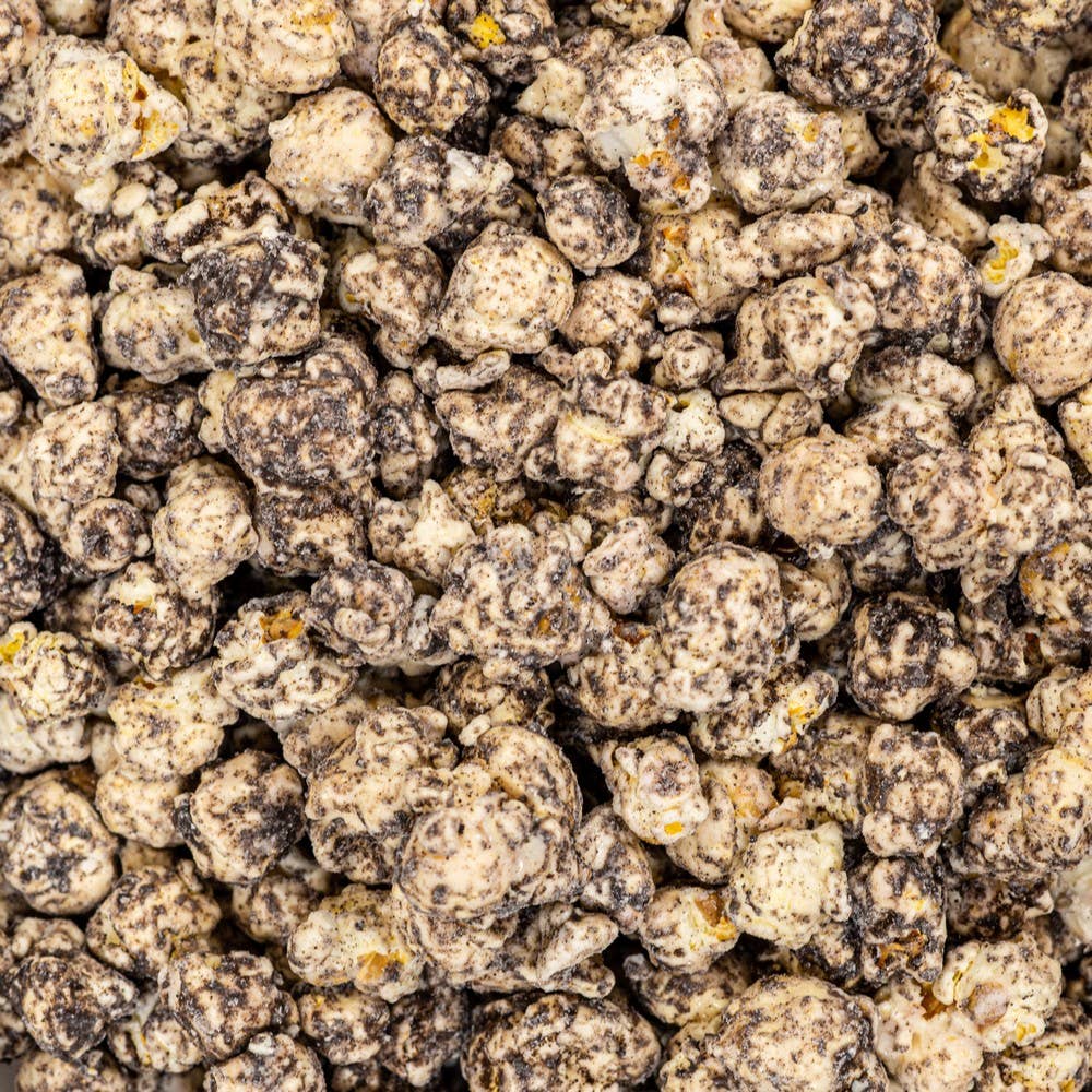 Nikki's Popcorn Company - Wholesale Popcorn - 4 Cup Peg Bag - White Chocolate Oreo Popcorn2