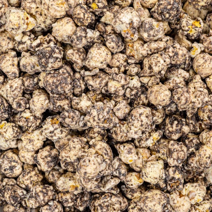 Nikki's Popcorn Company - Wholesale Popcorn - 4 Cup Peg Bag - White Chocolate Oreo Popcorn2