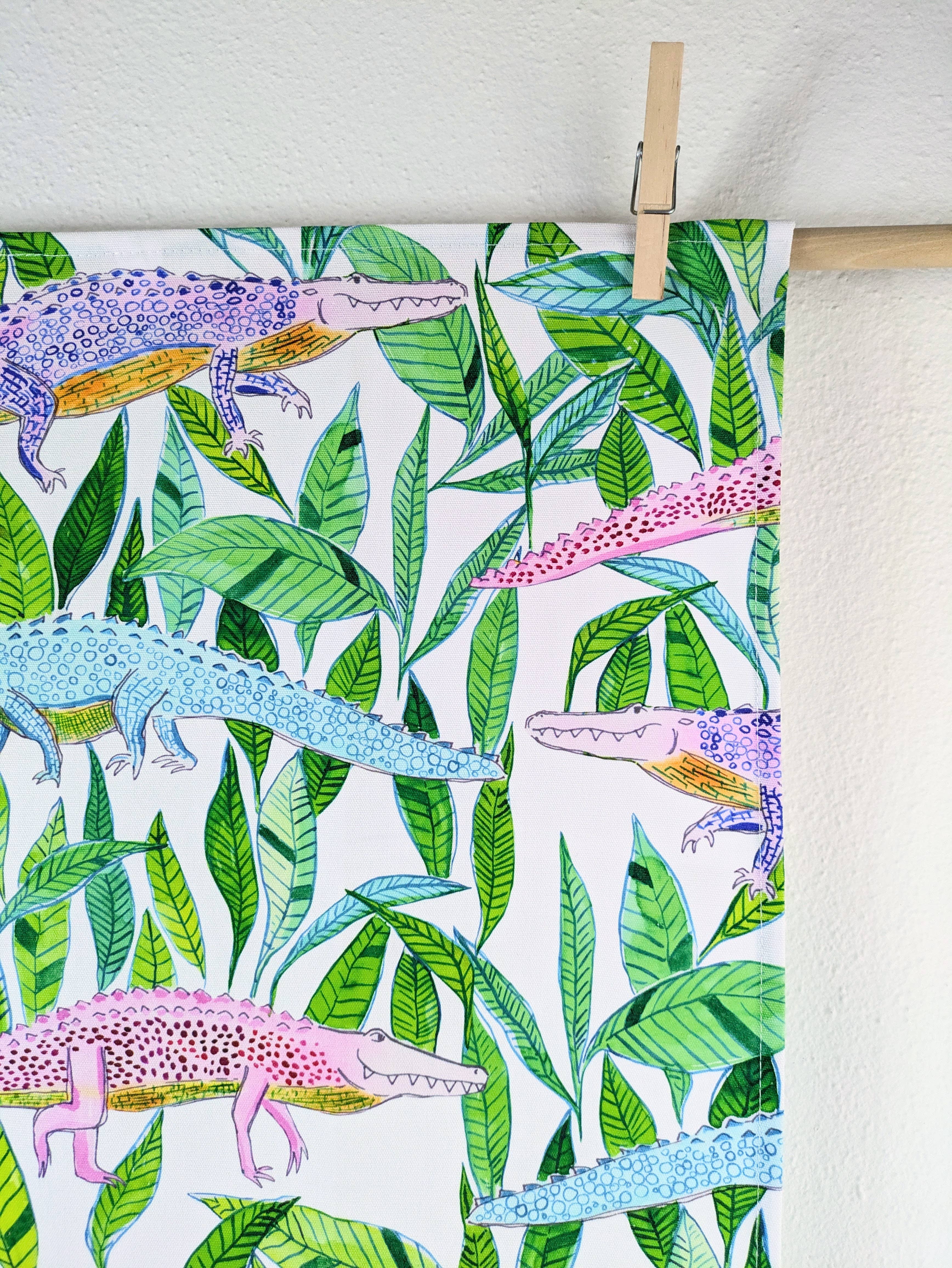 Natalie V. Mason - Wholesale Tea Towel - Dish Towel - Gators (white) - decorative tea towel4