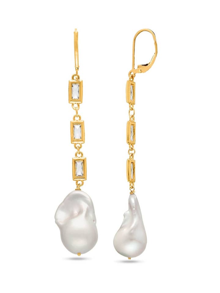 Orecchini pendenti con perle d'acqua dolce Muse Baroque per la vendita all'ingrosso da parte di Miss Foxine Couture