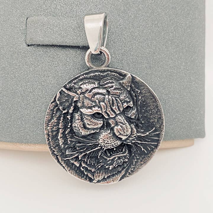 Mio Queena - Wholesale Craft Supplies - Multi Style of Exquisite Stainless Steel Pendant - MJ/MNP62