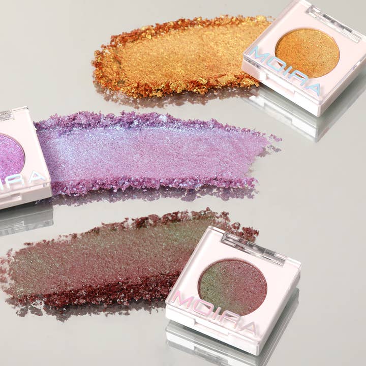 Moira Cosmetics - Wholesale Eyeshadow - Moira Makeup Display Chroma Light Shadow (013-024) 36pc2