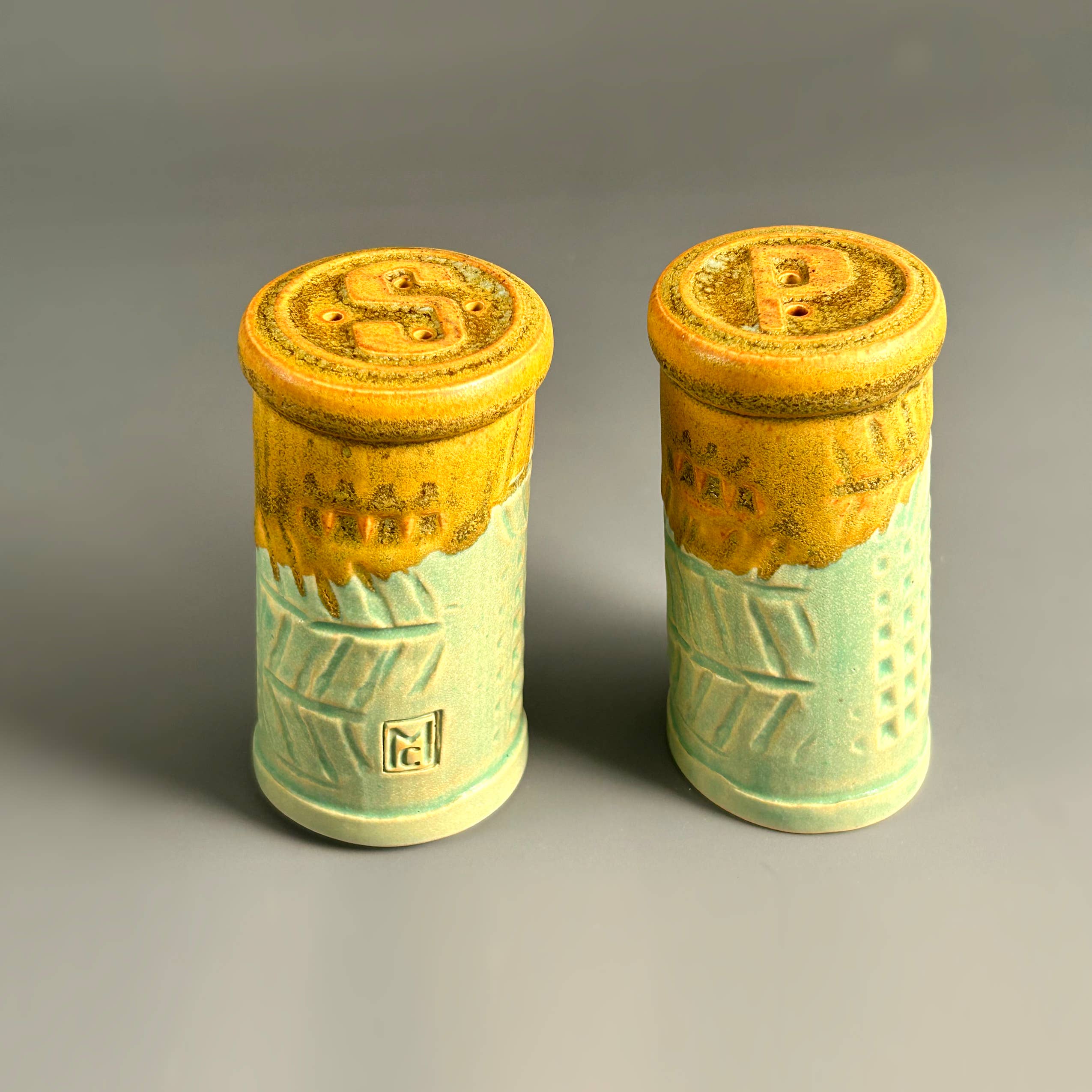 Macone Clay / Spooner Creek - Wholesale Salt & Pepper Shaker Set - S&P - Salt & Pepper Set0
