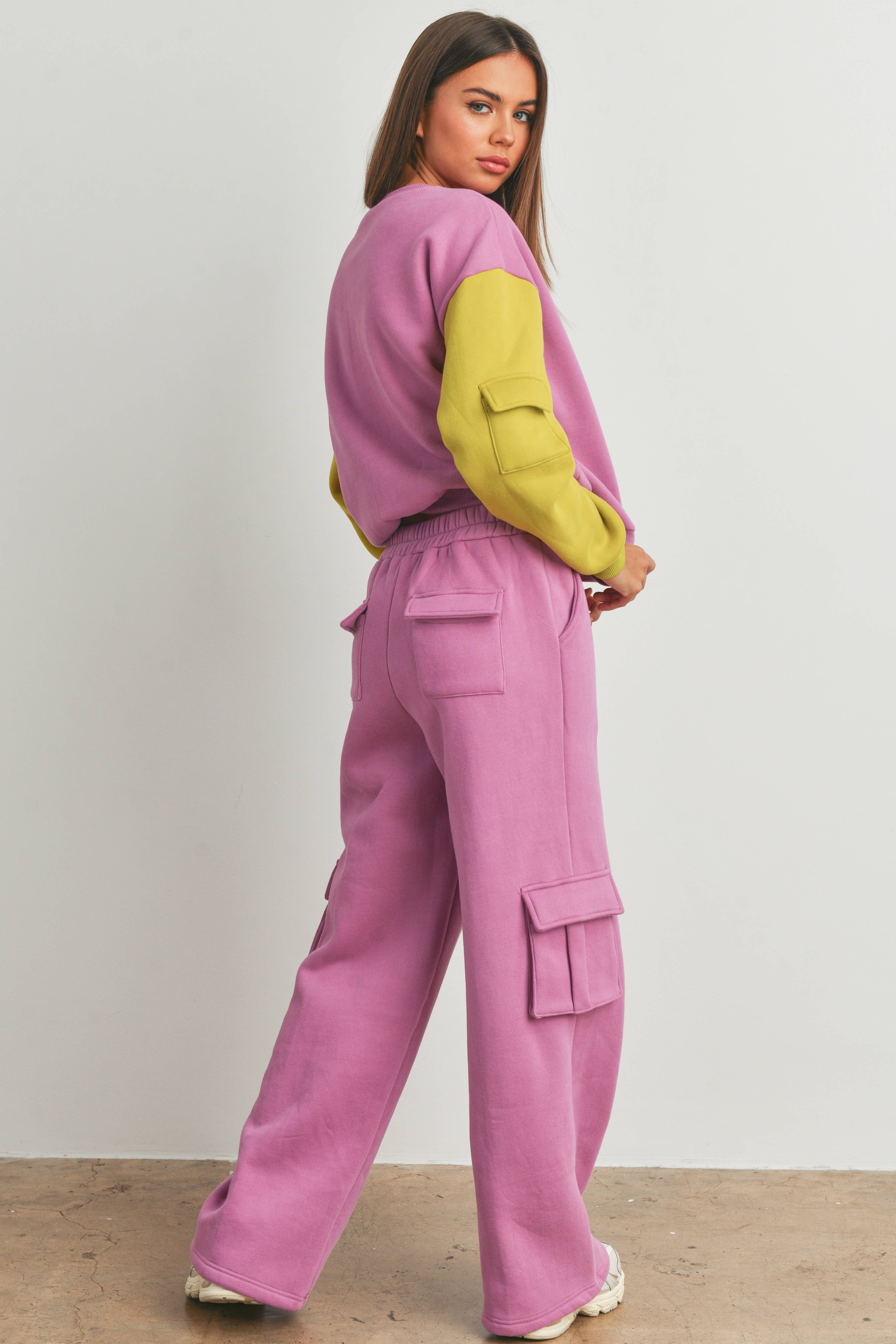 BUTTERMELON – wholesale Lounge Sweatpants/jogging bottoms – Women's – Fleece Terry With Side Patched Cargo Sweatpants - BMP71405