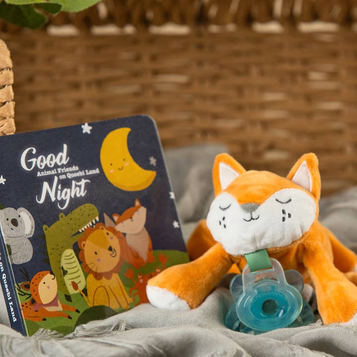 Kalianii LLC - Wholesale Pacifier - Baby - Queebi Baby Book & Fox Pacifier Holder Gift Set