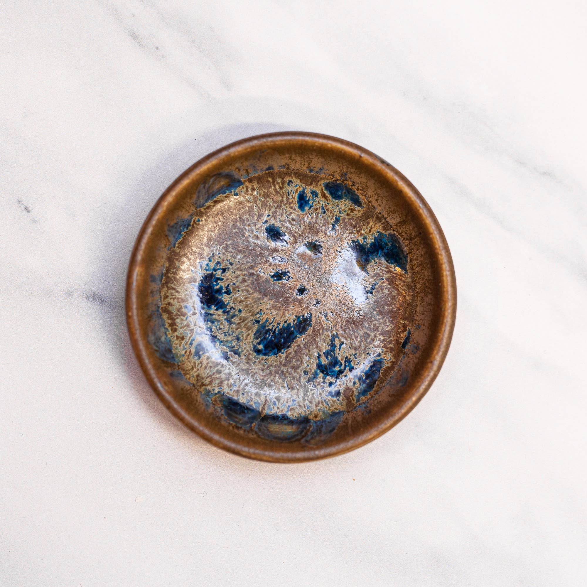 Melike Carr - Vente Plateaux à bijoux - Plats à anneaux en céramique, glaçures cristallines6