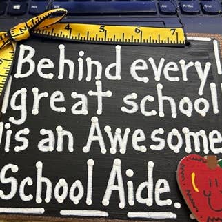 40SA Detrás de cada gran escuela hay un impresionante ayudante escolar, ¡cortejo! para venta al por mayor de Nannie and B's Crafts