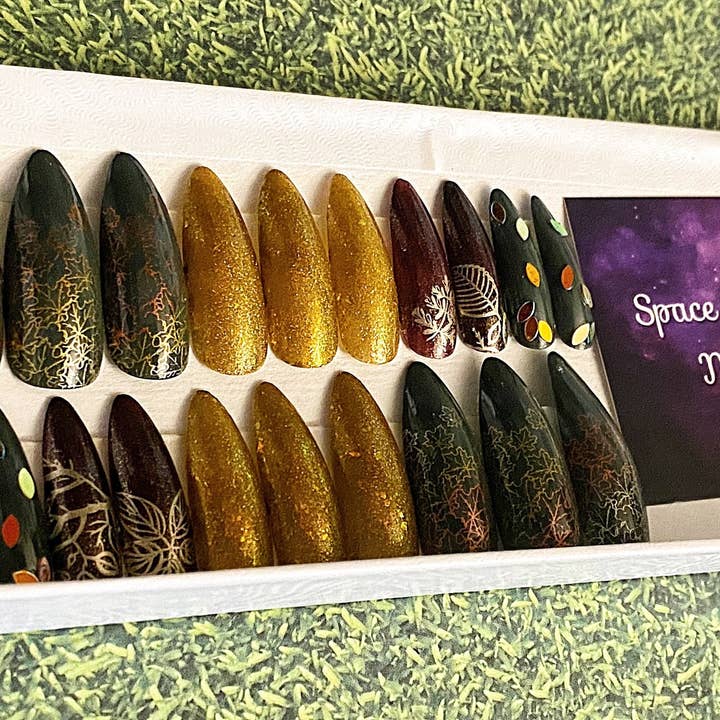 Space Witch Nails - Venta al por mayor Uñas a presión/postizas - Descenso de Persephone Otoño Otoño Mabon September Uñas