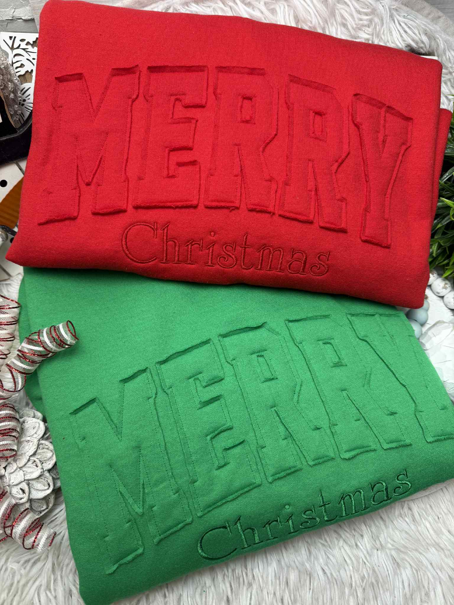 April's Sew Vinyl - Wholesale Sweatshirt - Women's - NEW Merry Christmas Raggy Sidebow, Tone on Tone4