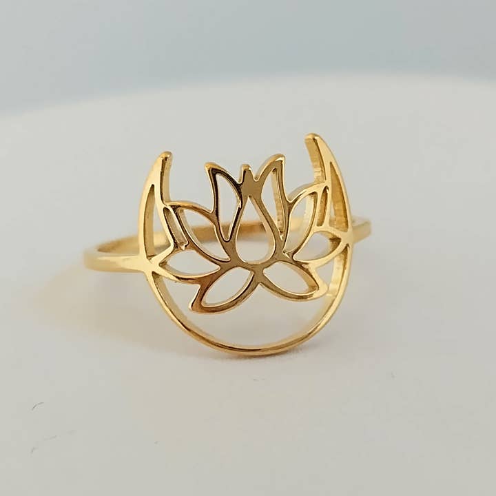 Piccadilly Pendants - Wholesale Band/Stacked Ring - Crescent Lotus Ring, Gold Lotus Ring3