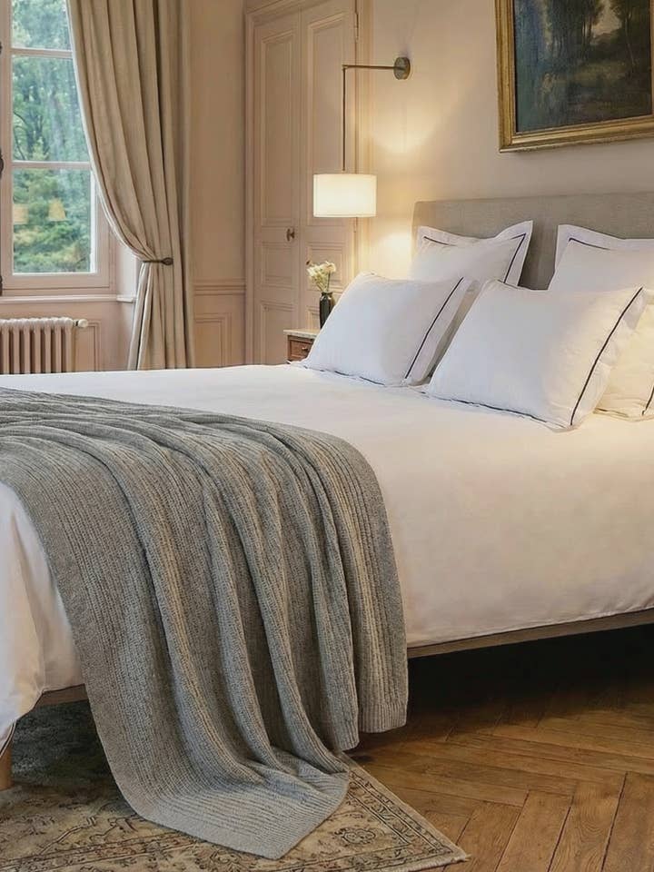 TEXTUUR KASJMIER PLAID GRIJS voor wholesale door bobbin & tricot