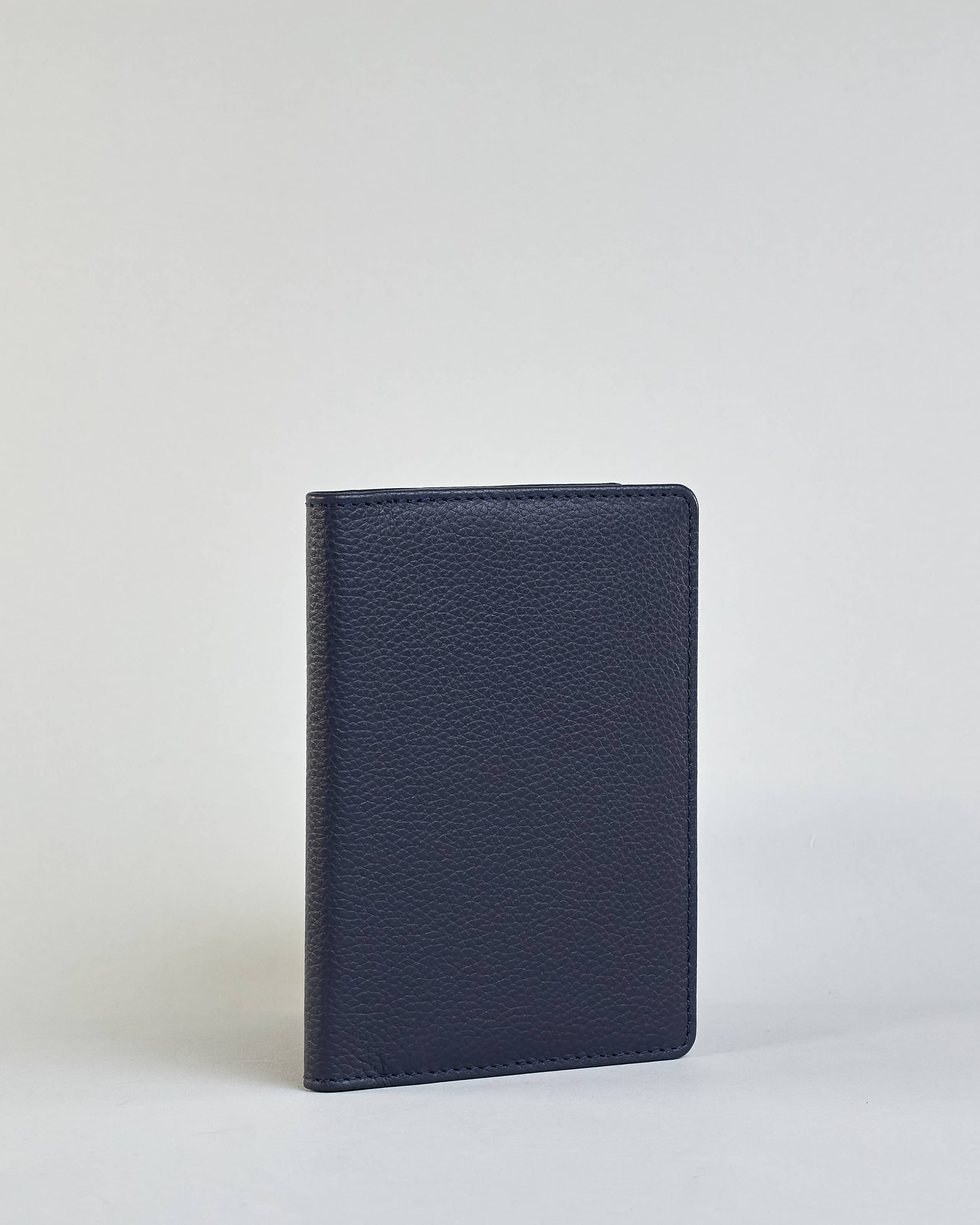 Herzilein-Wien GmbH - Wholesale Passport Case - Women's - Passhülle Leder 39