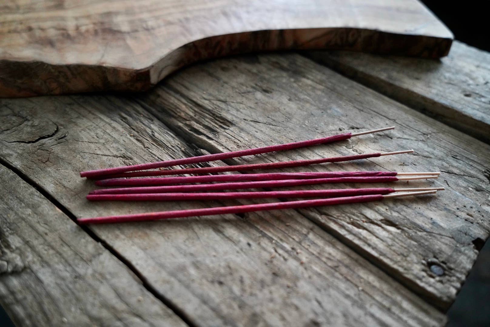 ReturnToTheRoots - Wholesale Incense - DRAGONS BLOOD Hand-Rolled Artisan Incense 6 Pack2