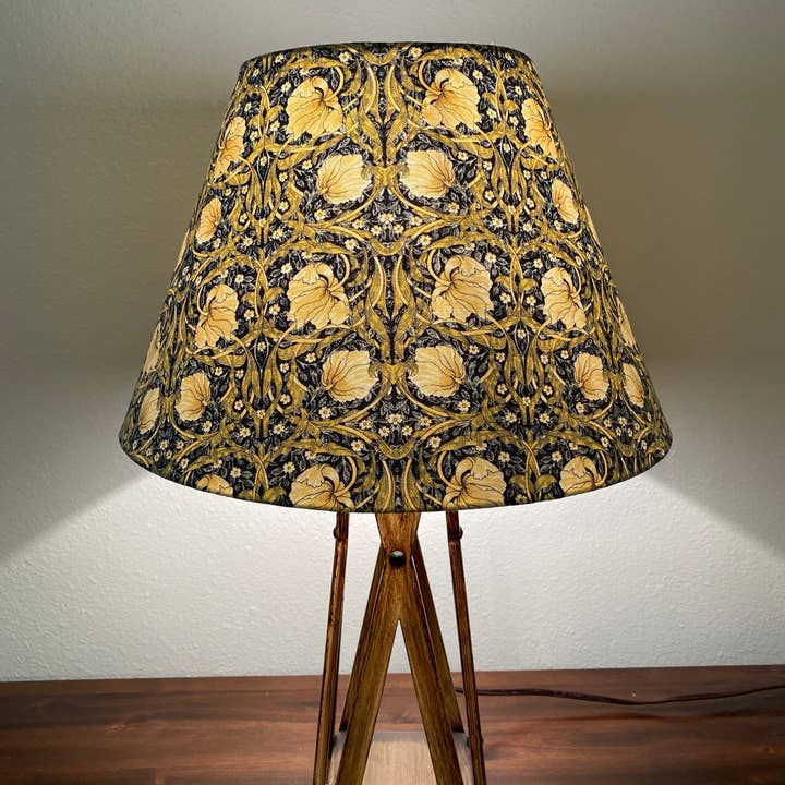 LouSeal Handmade Lampshades - Wholesale Lamp Shade - William Morris Pimpernel Cream Handmade Lampshade16