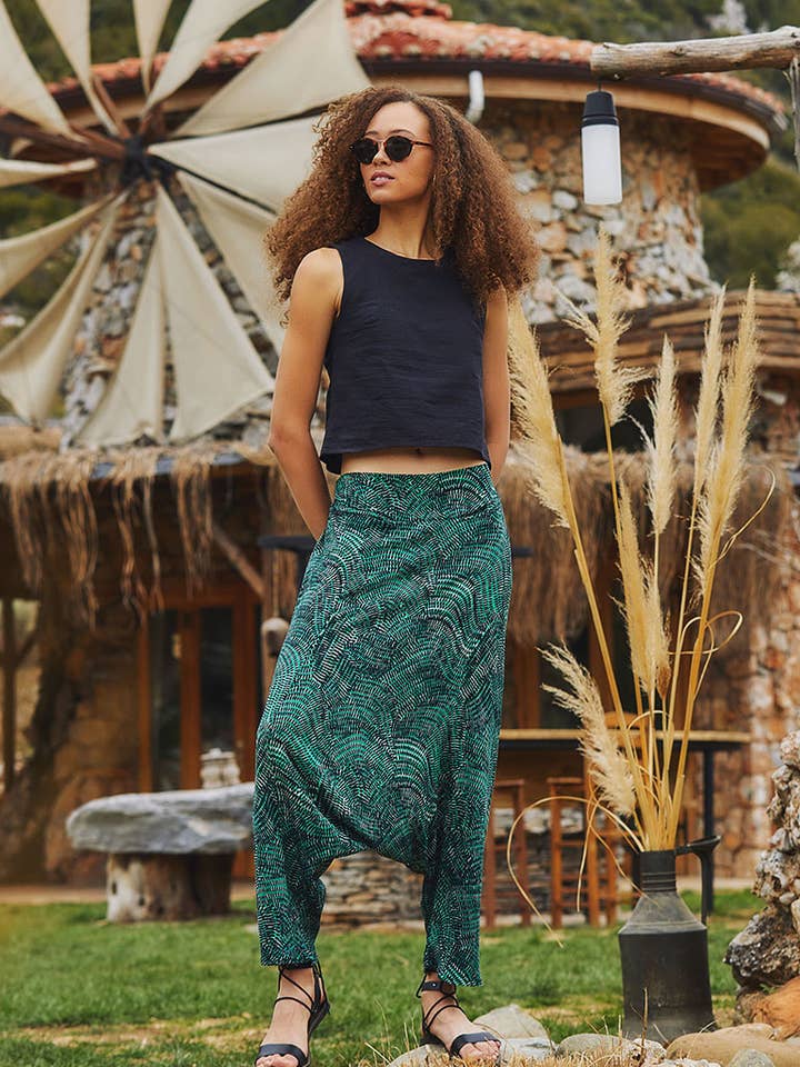 Pantaloni Boho Drop Crotch per donna con stampa pavone per la vendita all'ingrosso da parte di BohoClandestino