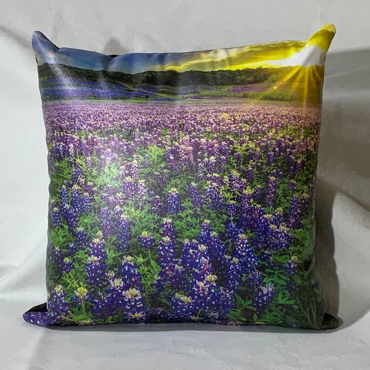 Cojín de Imagen de Cuero Amanecer de Bluebonnet para venta al por mayor de Cowhide Texas Store Inc