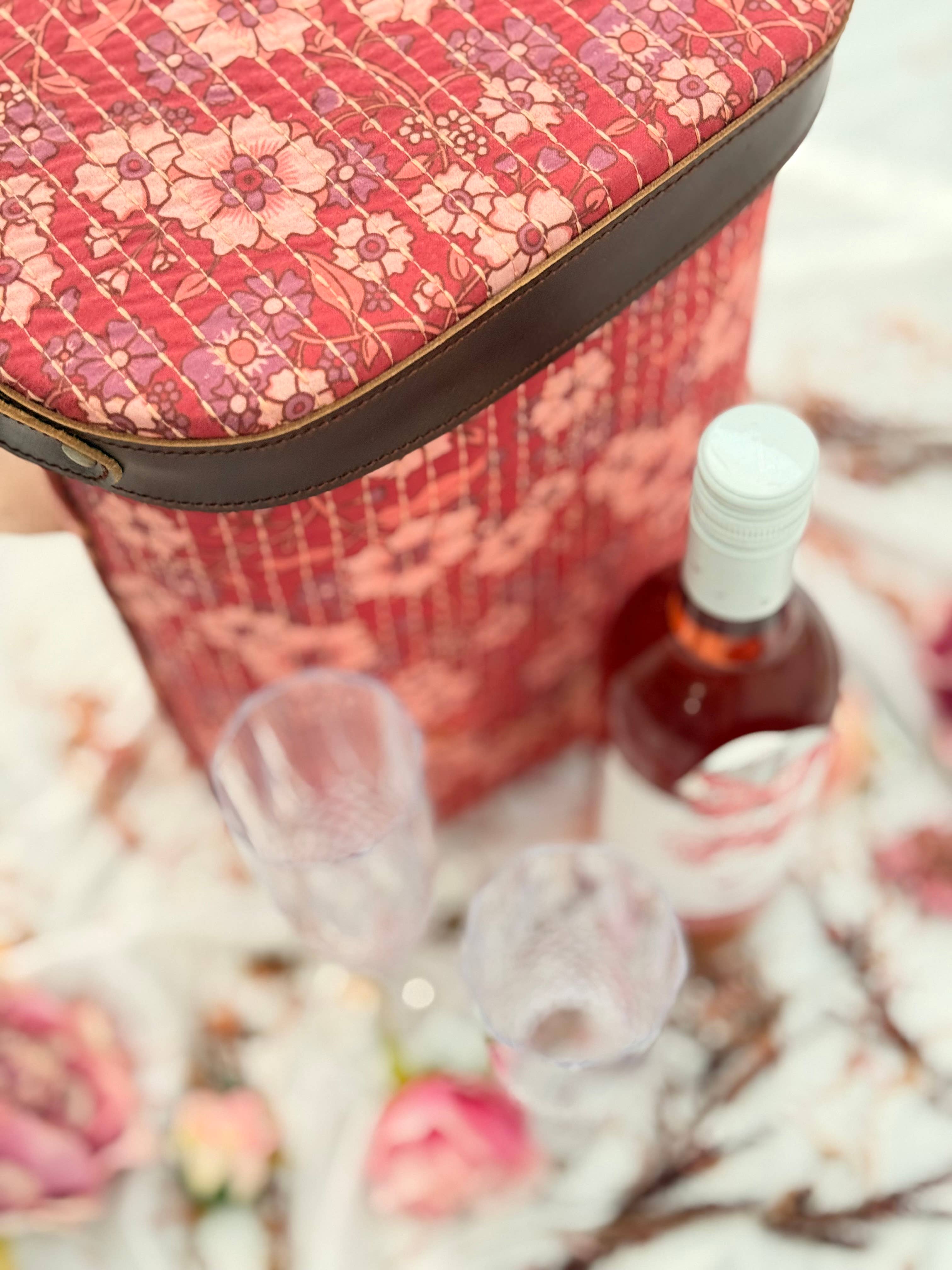 House of S K Y E - Wholesale Cooler/cooler bag - WANDERER COOLER BAGS-RASPBERRY5