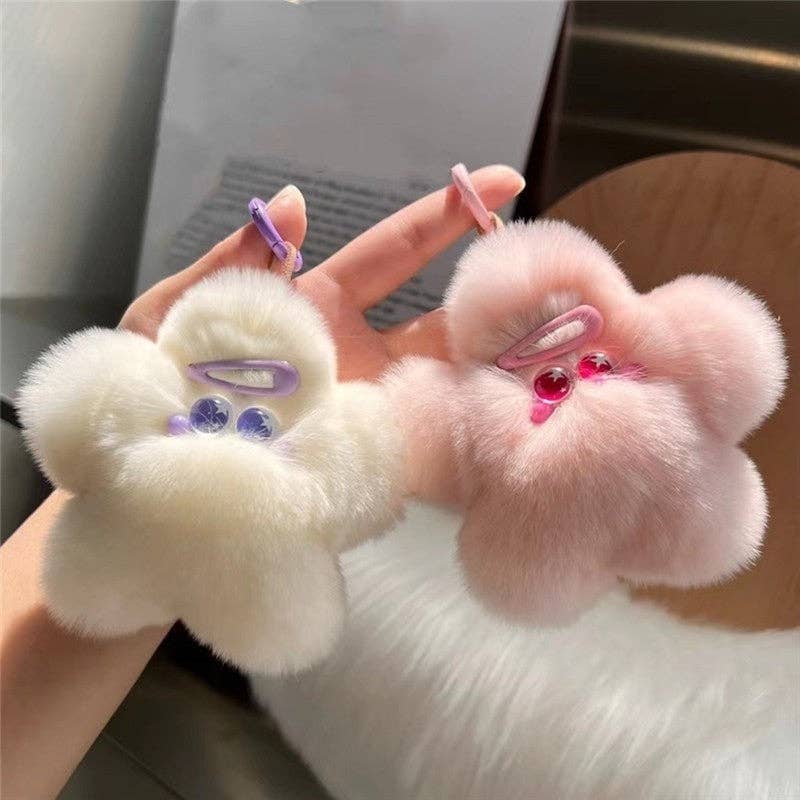 FurDecoration - Wholesale Keychain - Women's - Fluffy Rex Rabbit Fur Star-Shaped Car Key Bag Pendant Keychain2