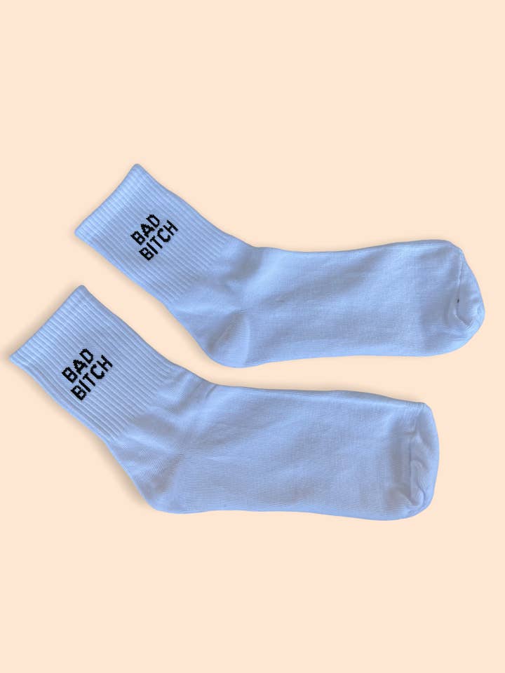 Chaussettes Bad Bitch pour la vente par Happy Baxter