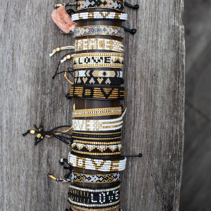 Farvesæt - Sort & Hvid for engroshandel hos Love Is Project