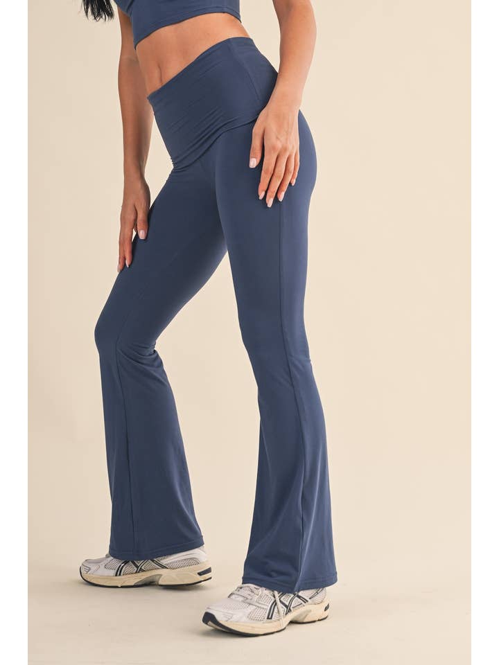 KIMBERLY C – wholesale Pants – Women's – Soft Knit Foldover Flare Pants104