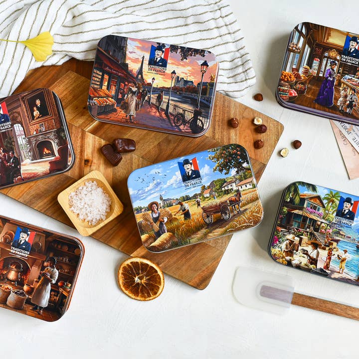 TRADITIONS DE FRANCE (International) - Wholesale Caramel - Salted butter caramels
- Roasted hazelnuts and almonds (tin)3