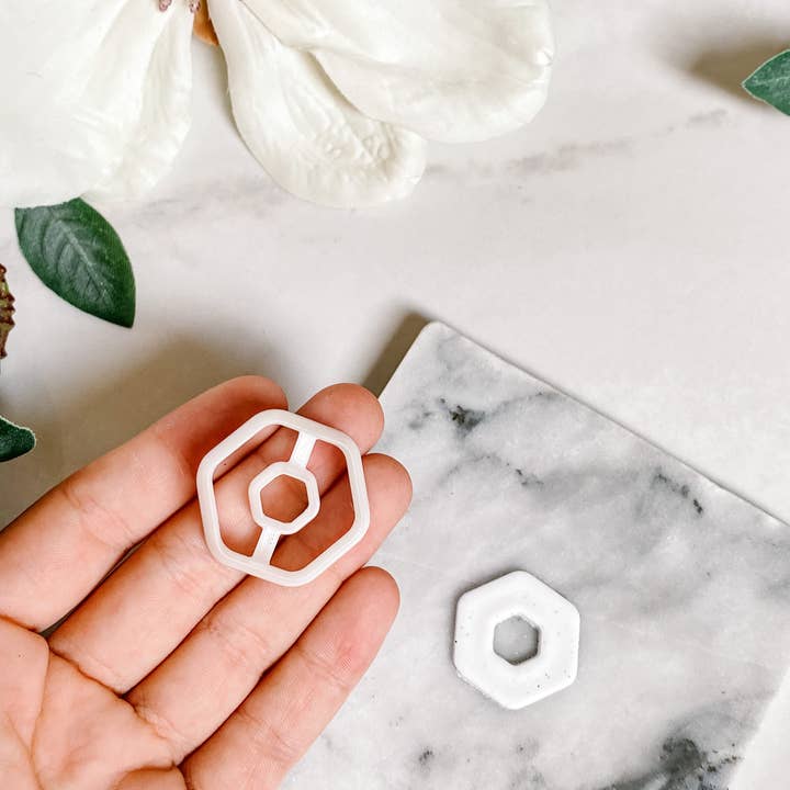 Tera Clay – Großhandel Bastelwerkzeug – Sechseckiger Donut-Ausstecher aus Fimo1